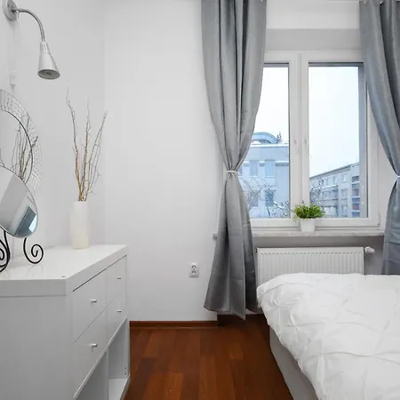 Black&white 3* Cracóvia