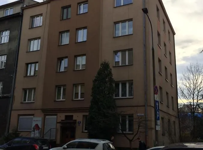 Black&white Гостевой дом 3*